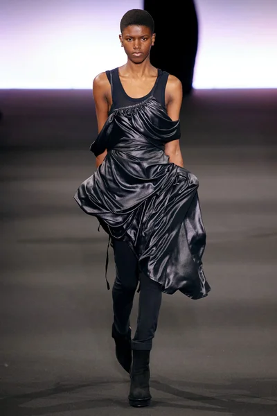 Look 8